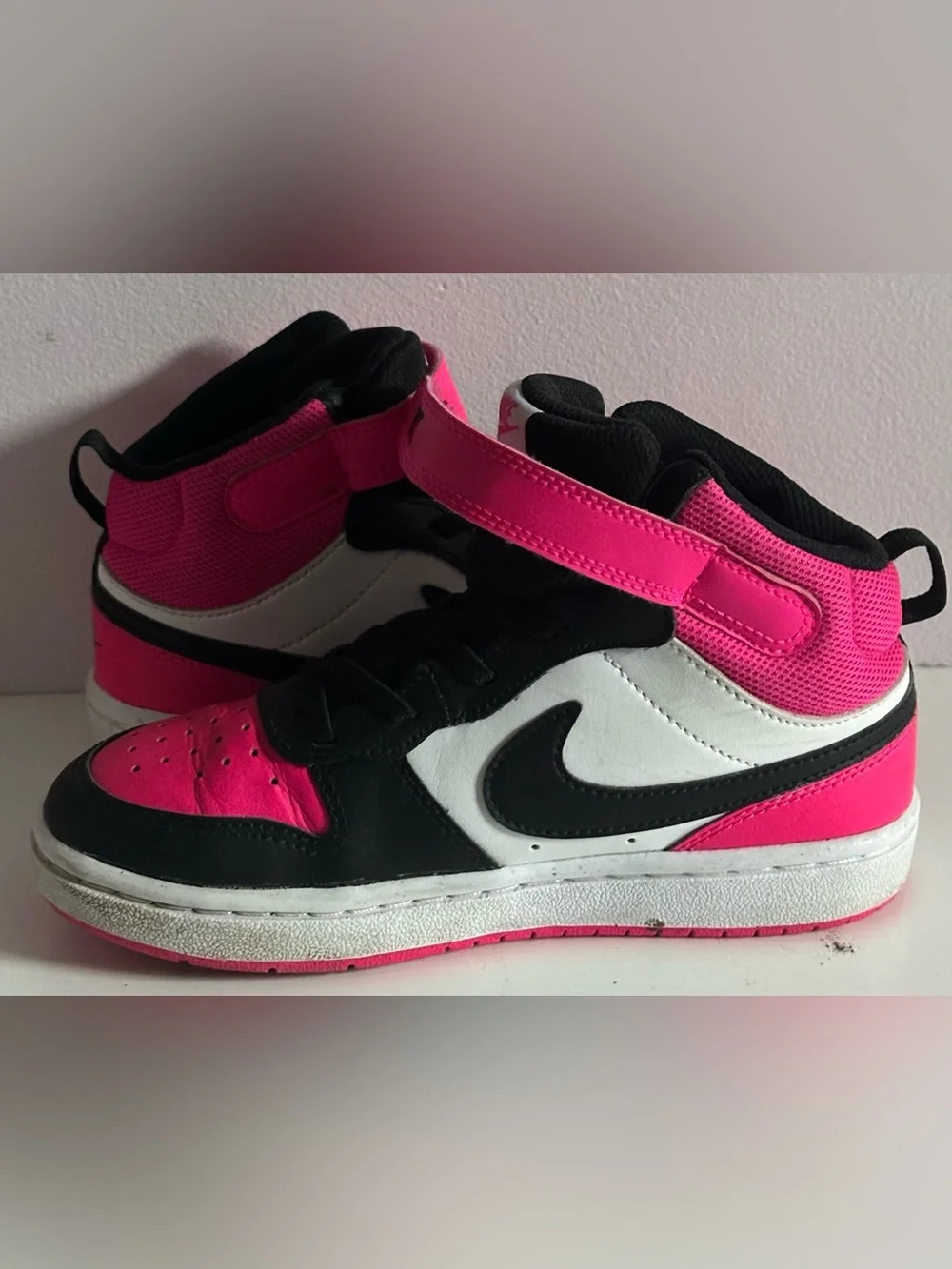 NIKE ALL DAY PLAY kids Mid-Top Sneakers iPink, Black & White Velcro Strap SZ 2Y